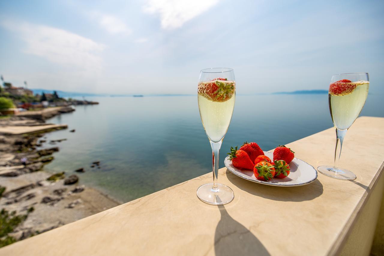 Apartments Villa Nora ริเยกา ภายนอก รูปภาพ